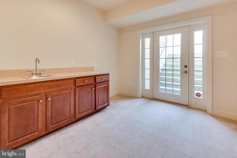 8411 Sonnet Ct, Laurel, MD 20723 photo 25