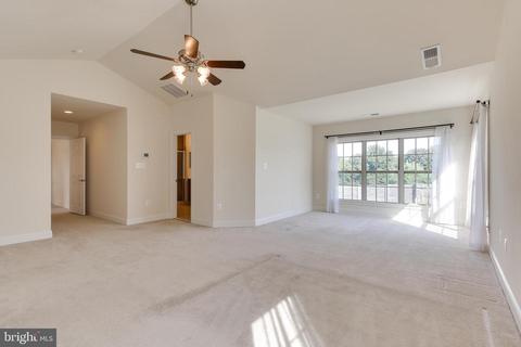8411 Sonnet Ct, Laurel, MD 20723 photo 10
