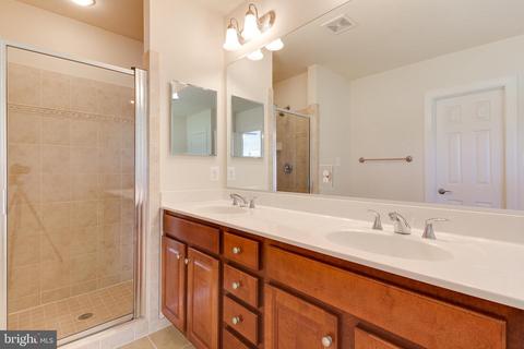 8411 Sonnet Ct, Laurel, MD 20723 photo 13