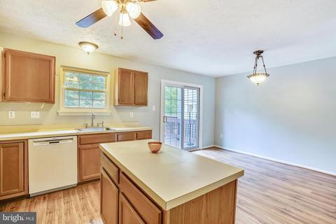 9313 Steeple Ct, Laurel, MD 20723 photo 16