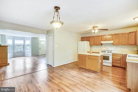 9313 Steeple Ct, Laurel, MD 20723 photo 12