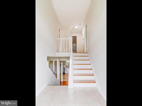 9405 E N Laurel Rd, Laurel, MD 20723 photo 6