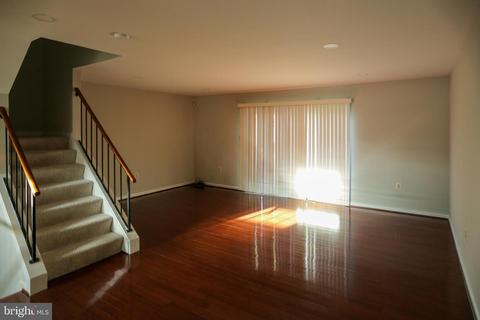 9124 Bryant Ave, Laurel, MD 20723 photo 3