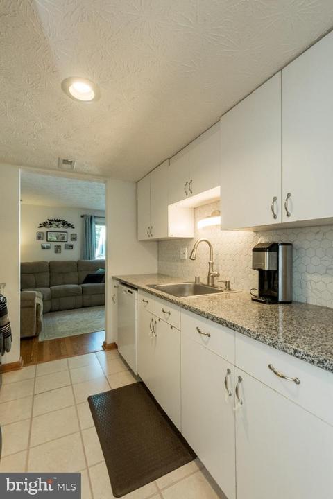8315 Sperry Ct, Laurel, MD 20723 photo 27