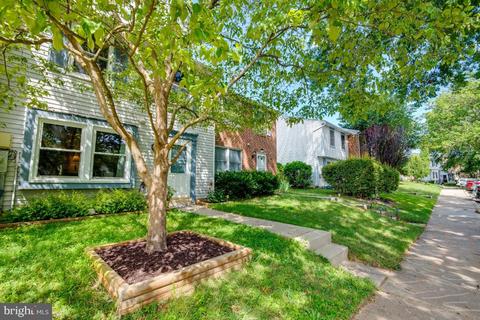 8315 Sperry Ct, Laurel, MD 20723 photo 3