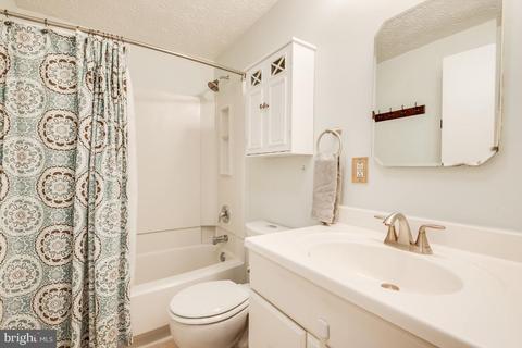 8315 Sperry Ct, Laurel, MD 20723 photo 5