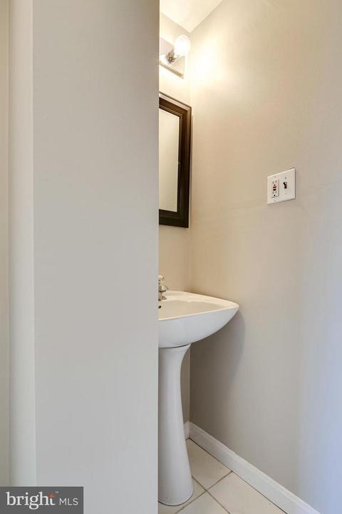 9133 Bryant Ave, Laurel, MD 20723 photo 30