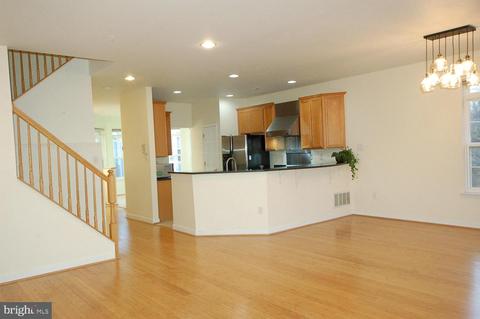 8584 Light Moon Way, Laurel, MD 20723 photo 17