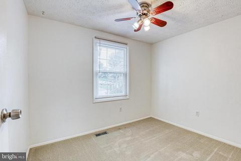 10532 Saddlebrook Ct, Laurel, MD 20723 photo 19