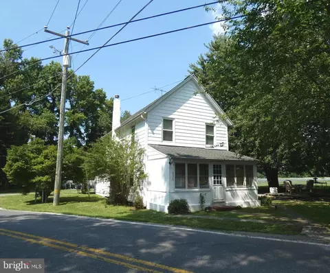 6053 N Main St, Rock Hall, MD 21661