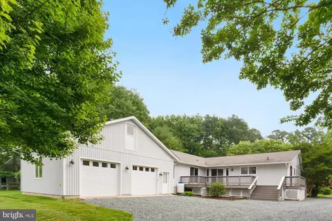 5998 Boyce Ln, Rock Hall, MD 21661