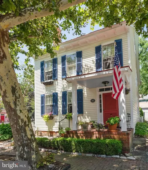 112 S Mill St, Chestertown, MD 21620