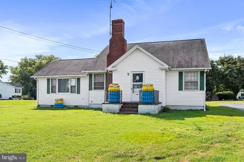5548 S Main St, Rock Hall, MD 21661