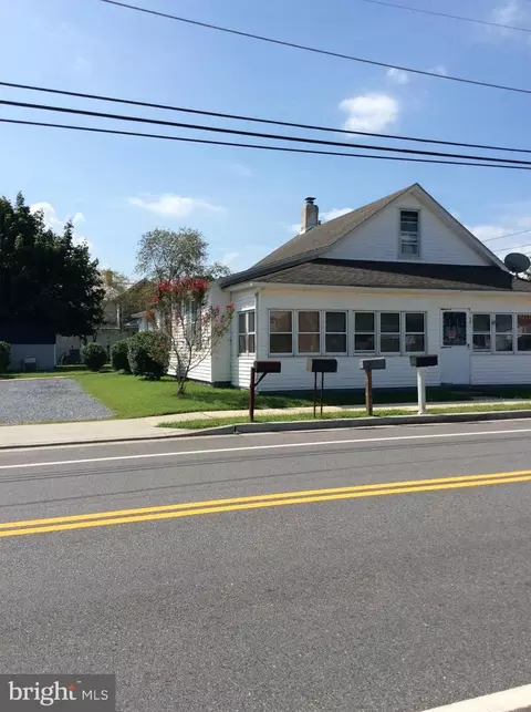 421 Cypress St, Millington, MD 21651