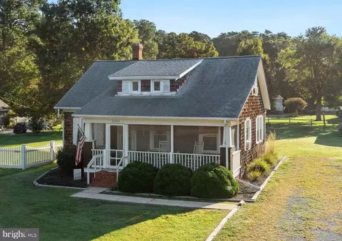 5797 S Hawthorne Ave, Rock Hall, MD 21661