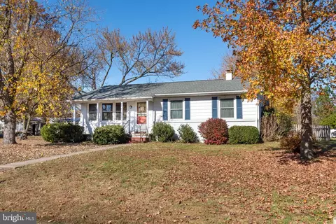 114 School Rd, Chestertown, MD 21620