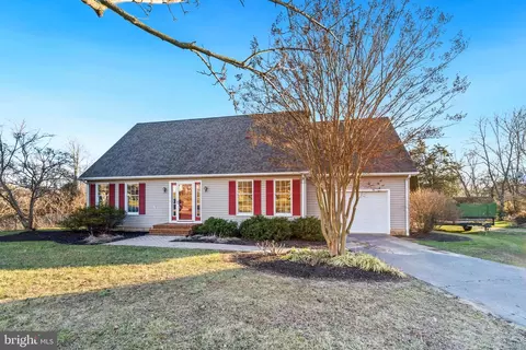 215 Devon Dr, Chestertown, MD 21620