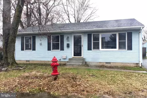 208 N Lynchburg St, Chestertown, MD 21620