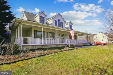 10130 Daisy Dr, Millington, MD 21651