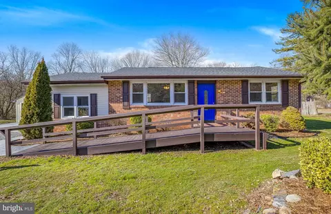 9096 Fairlee Rd, Chestertown, MD 21620