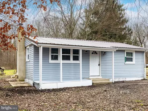10375 Rileys Neck Rd, Millington, MD 21651