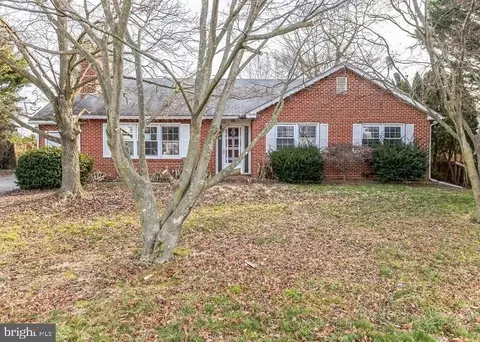226 Phelps Ave, Galena, MD 21635