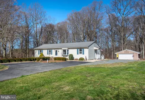 27370 Morgnec Rd, Chestertown, MD 21620