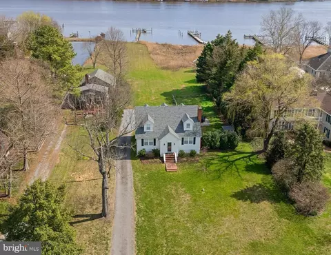 8049 Quaker Neck Rd, Chestertown, MD 21620