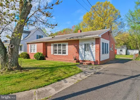 5788 Liberty St, Rock Hall, MD 21661