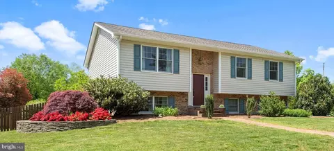 1 Reed Ct, Chestertown, MD 21620