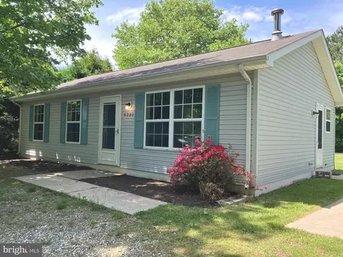 6222 Dorlon Dr, Rock Hall, MD 21661