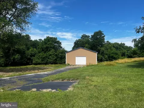 8842 Fairlee Rd, Chestertown, MD 21620