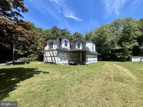21400 Lovers Ln, Rock Hall, MD 21661