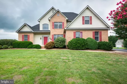 8774 Orchard Dr, Chestertown, MD 21620
