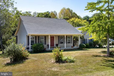 813 S Meadowview Dr, Chestertown, MD 21620