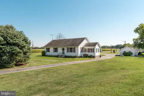 7071 Rock Hall Rd, Rock Hall, MD 21661