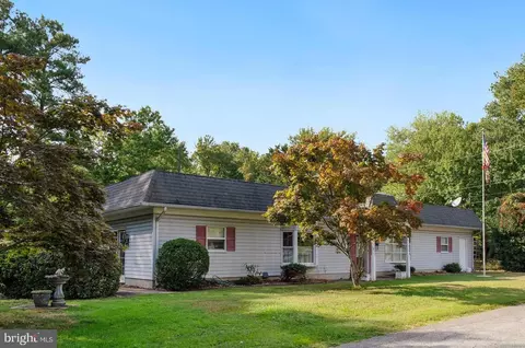 5924 Henry Ave, Rock Hall, MD 21661