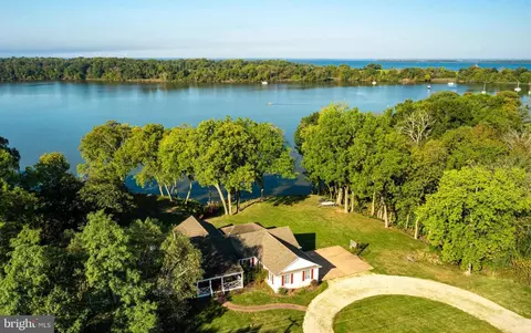 10262 John Carvill Rd, Chestertown, MD 21620