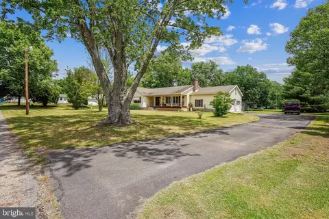 302 Middle St, Millington, MD 21651