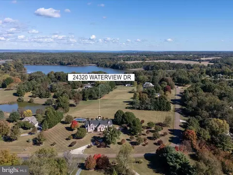 24320 Waterview Dr, Worton, MD 21678