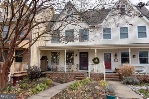 313 S Queen St, Chestertown, MD 21620