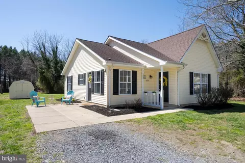 6174 Dorlon Dr, Rock Hall, MD 21661