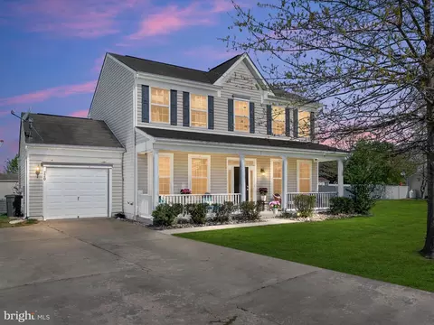 220 School St, Millington, MD 21651