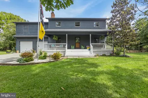 207 Lee Ave, Galena, MD 21635