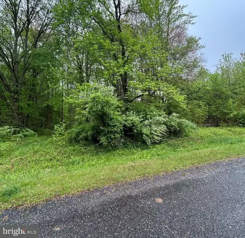 Kinglet Road, Chestertown, MD 21620