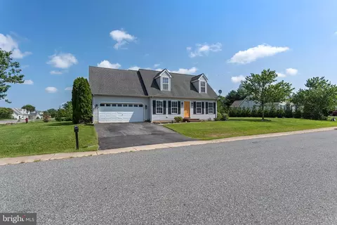 127 Cedarwood Dr, Galena, MD 21635