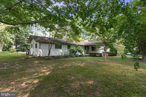 25800 Collins Ave, Chestertown, MD 21620