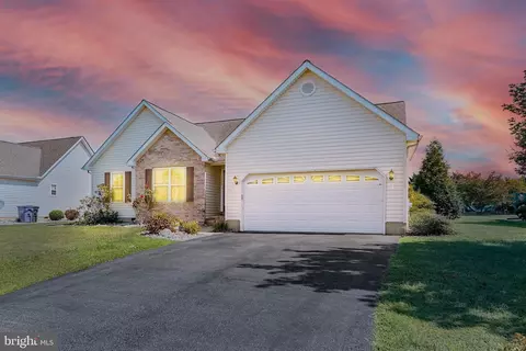 119 Cedarwood Dr, Galena, MD 21635