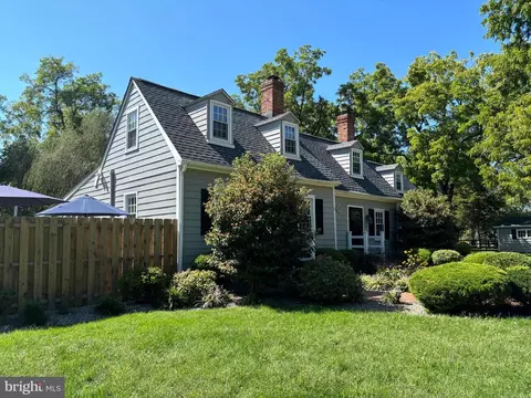 10230 John Carvill Rd, Chestertown, MD 21620
