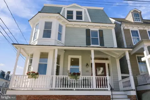 105 High St, Chestertown, MD 21620